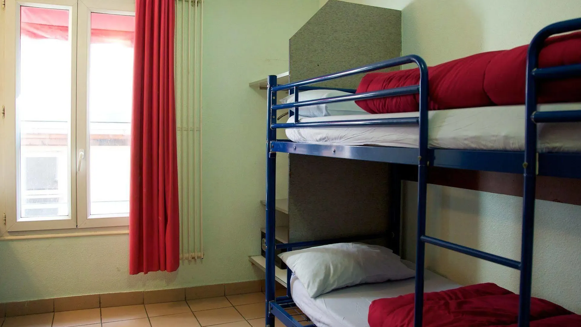 Vandrerhjem Auberge Internationale Des Jeunes Paris